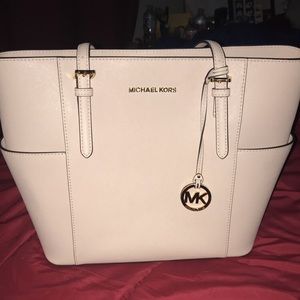 MICHAEL KORS large jet set purse, blush pink!!